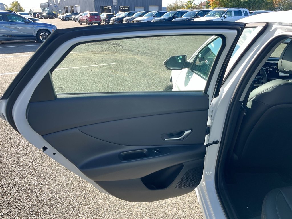 2025 Hyundai Elantra Luxury | Leather | Roof | Nav | Warranty to 2031 in Saint John, New Brunswick - 34 - w1024h768px