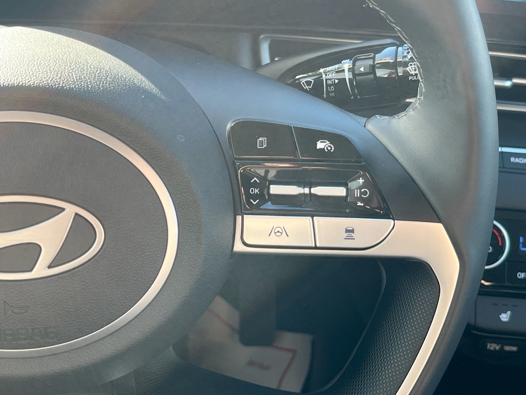 2025 Hyundai Elantra Luxury | Leather | Roof | Nav | Warranty to 2031 in Saint John, New Brunswick - 21 - w1024h768px
