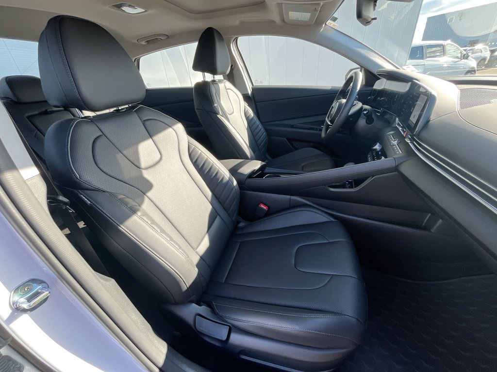 2025 Hyundai Elantra Luxury | Leather | Roof | Nav | Warranty to 2031 in Saint John, New Brunswick - 41 - w1024h768px