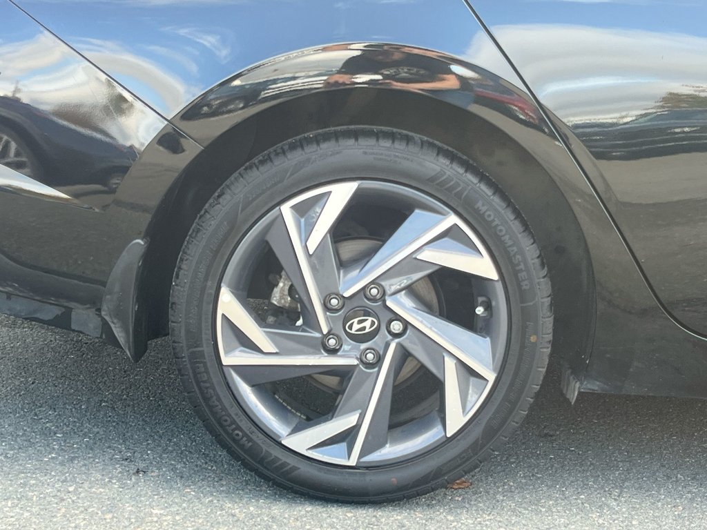 2025 Hyundai Elantra Luxury | Leather | Roof | Nav | Warranty to 2030 in Saint John, New Brunswick - 10 - w1024h768px