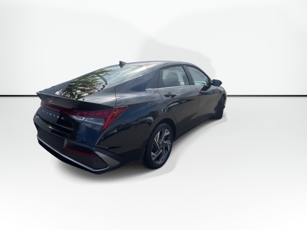 2025 Hyundai Elantra Luxury | Leather | Roof | Nav | Warranty to 2030 in Saint John, New Brunswick - 8 - w1024h768px