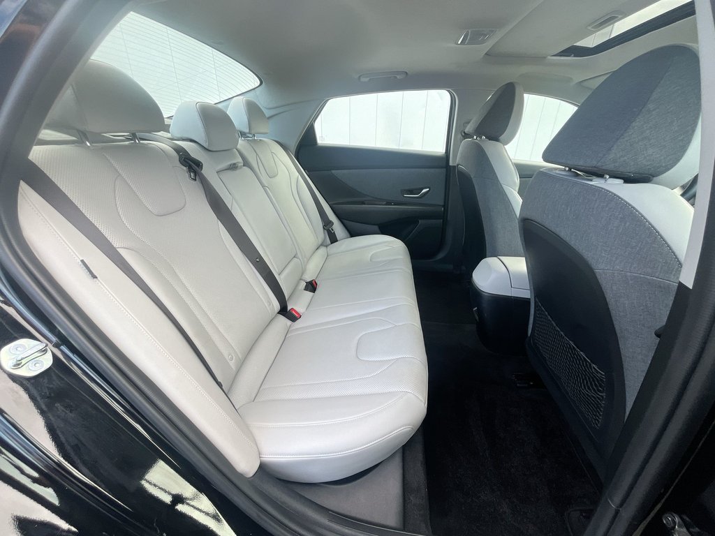2025 Hyundai Elantra Luxury | Leather | Roof | Nav | Warranty to 2030 in Saint John, New Brunswick - 38 - w1024h768px