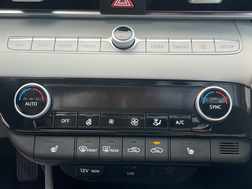2025 Hyundai Elantra Luxury | Leather | Roof | Nav | Warranty to 2030 in Saint John, New Brunswick - 27 - w1024h768px
