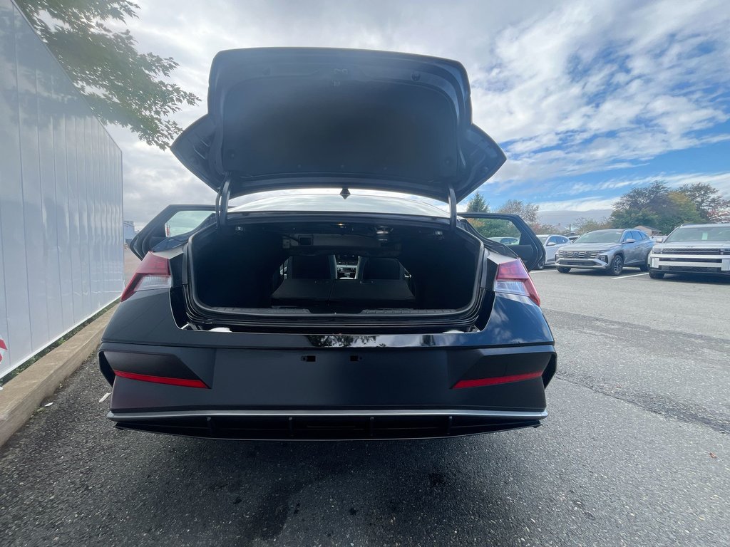 2025 Hyundai Elantra Luxury | Leather | Roof | Nav | Warranty to 2030 in Saint John, New Brunswick - 36 - w1024h768px