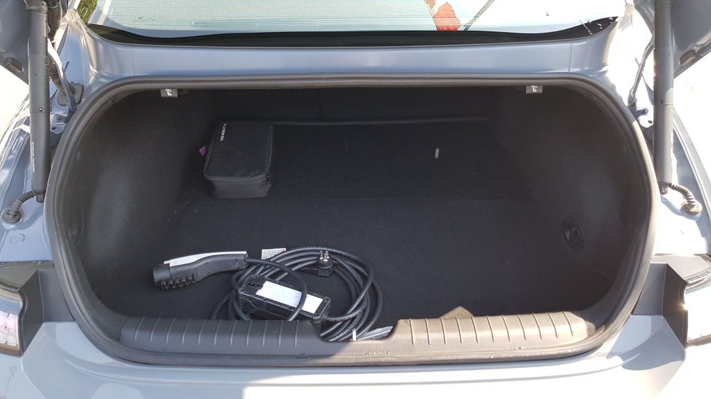 2023 Hyundai Ioniq 6 Preferred AWD | Nav | Cam | USB | HtdSeats in Saint John, New Brunswick - 43 - w1024h768px