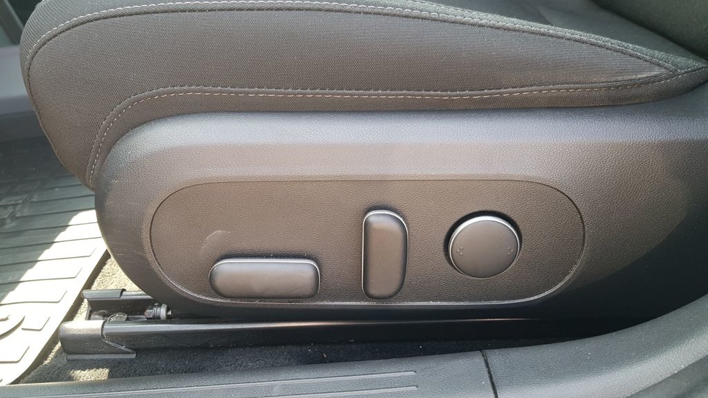 2023 Hyundai Ioniq 6 Preferred AWD | Nav | Cam | USB | HtdSeats in Saint John, New Brunswick - 19 - w1024h768px
