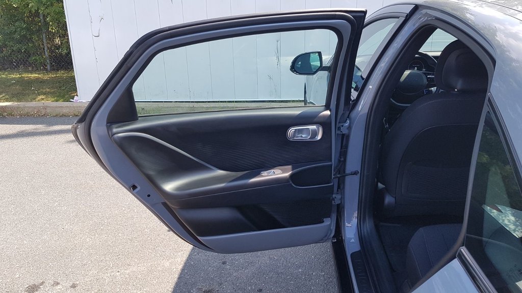 2023 Hyundai Ioniq 6 Preferred AWD | Nav | Cam | USB | HtdSeats in Saint John, New Brunswick - 38 - w1024h768px