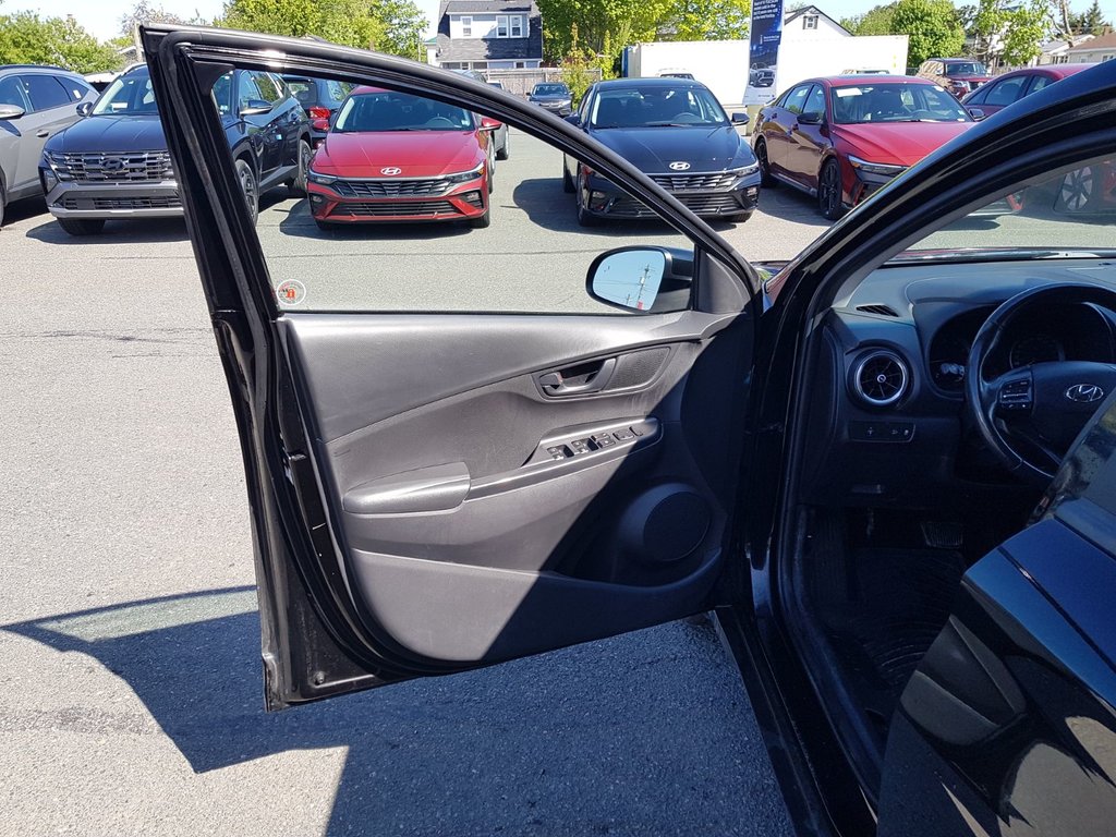 2022 Hyundai Kona PREFERRED | CAM | USB | HtdWheel | Bluetooth | XM in Saint John, New Brunswick - 9 - w1024h768px