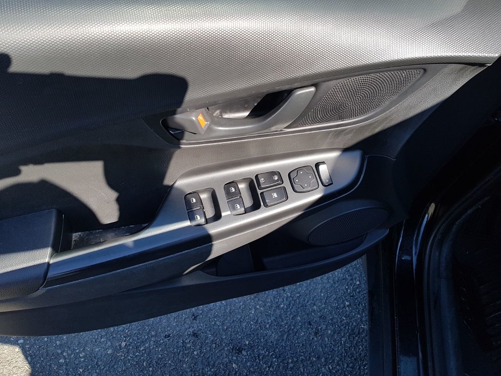 2022 Hyundai Kona PREFERRED | CAM | USB | HtdWheel | Bluetooth | XM in Saint John, New Brunswick - 10 - w1024h768px