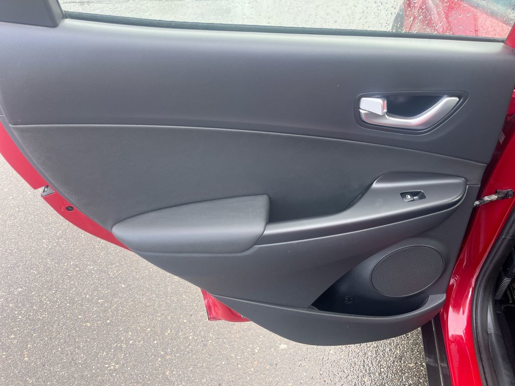 2022 Hyundai Kona SE | Leather | Roof | Cam | USB in Saint John, New Brunswick - 33 - w1024h768px