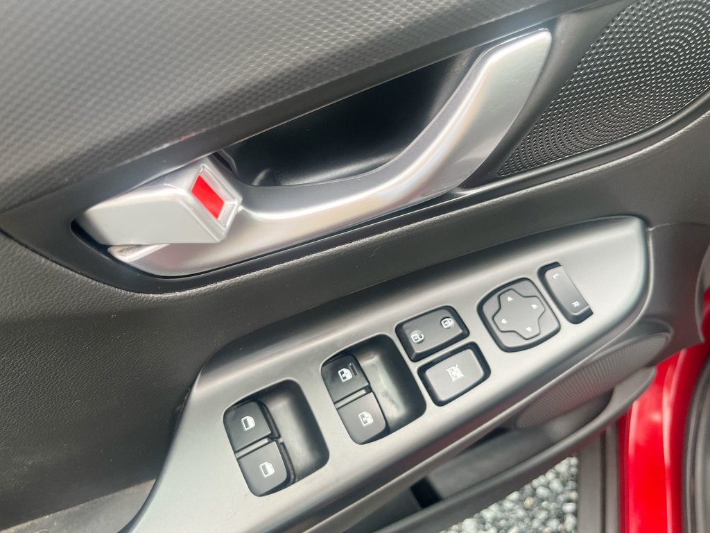 2022 Hyundai Kona SE | Leather | Roof | Cam | USB in Saint John, New Brunswick - 15 - w1024h768px