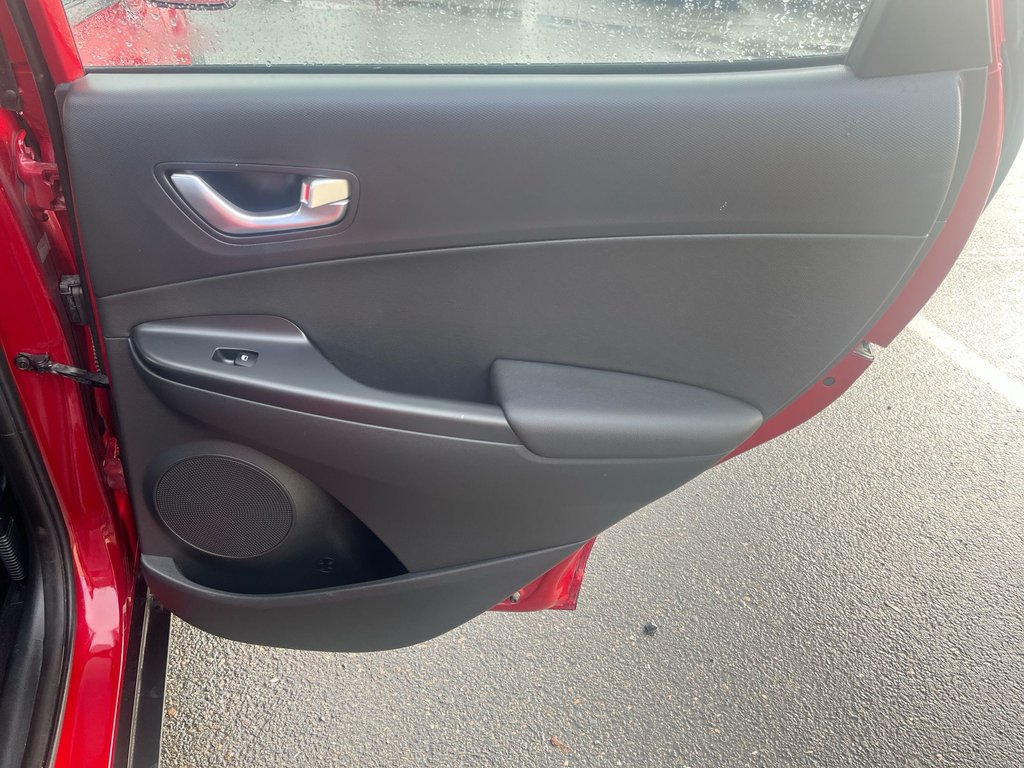 2022 Hyundai Kona SE | Leather | Roof | Cam | USB in Saint John, New Brunswick - 39 - w1024h768px