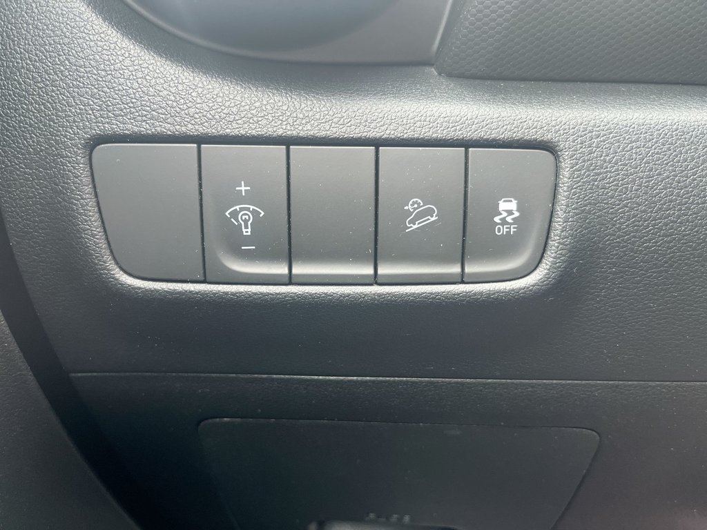 2022 Hyundai Kona Essential | Cam | USB | HtdSeats | Bluetooth in Saint John, New Brunswick - 22 - w1024h768px