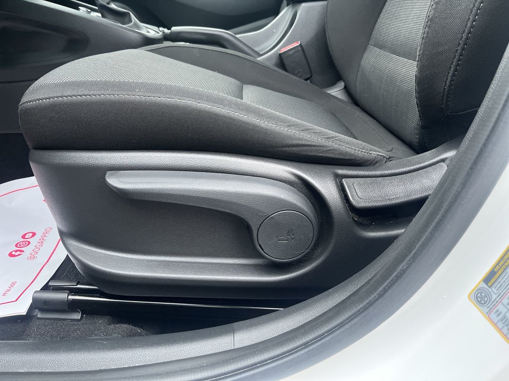 2023 Hyundai Kona Essential | Cam | USB | HtdSeats | Bluetooth in Saint John, New Brunswick - 45 - w1024h768px