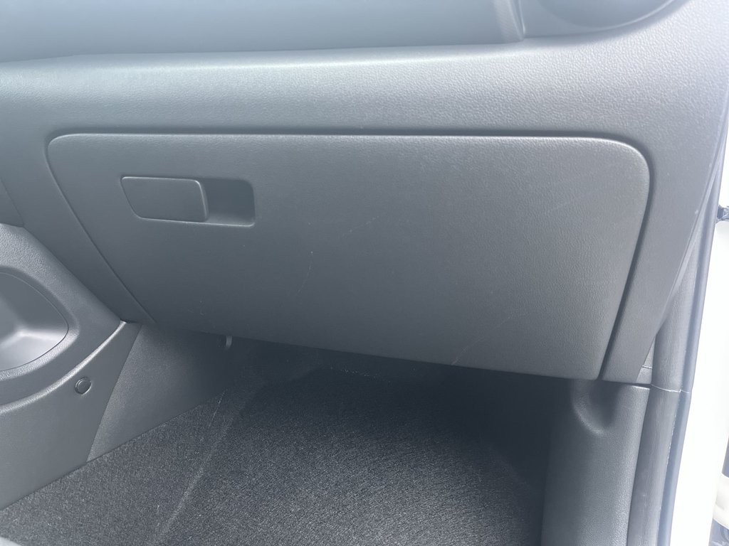 2023 Hyundai Kona Essential | Cam | USB | HtdSeats | Bluetooth in Saint John, New Brunswick - 43 - w1024h768px