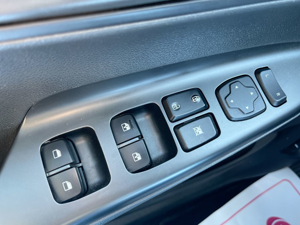 2023 Hyundai Kona Preferred | Cam | USB | HtdSeats | Bluetooth in Saint John, New Brunswick - 15 - w1024h768px