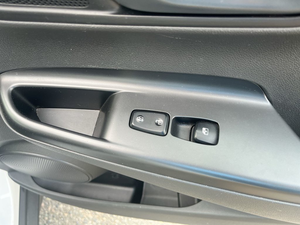 2023 Hyundai Kona Preferred | Cam | USB | Warranty to 2028 in Saint John, New Brunswick - 45 - w1024h768px