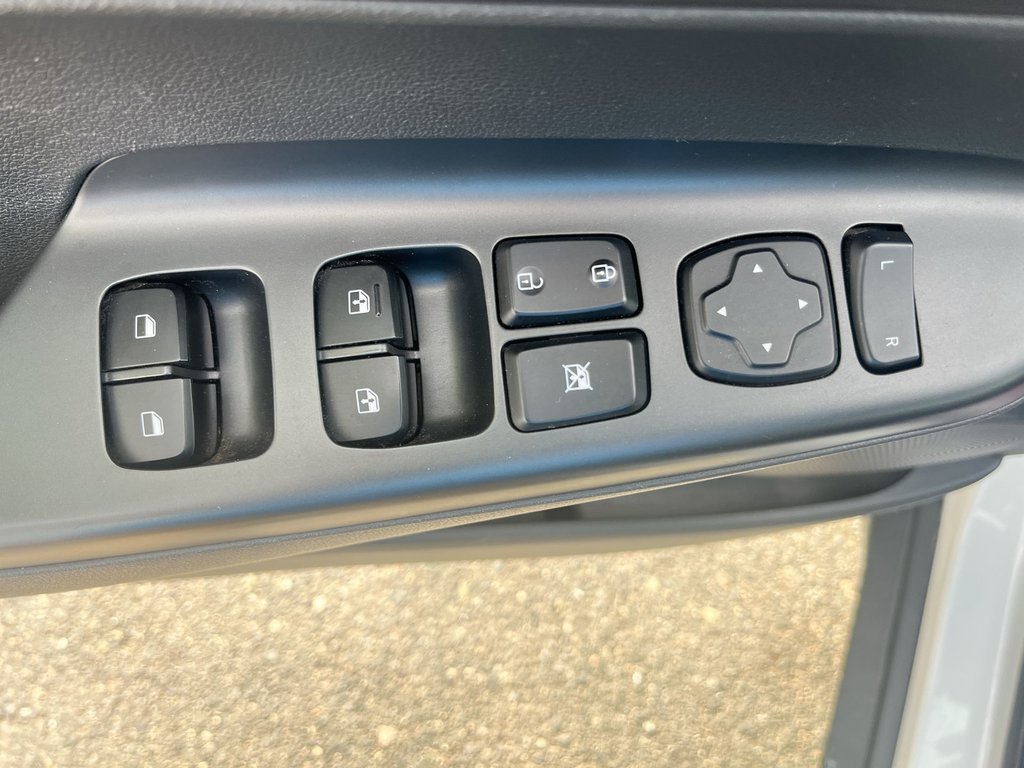 2023 Hyundai Kona Preferred | Cam | USB | Warranty to 2028 in Saint John, New Brunswick - 15 - w1024h768px