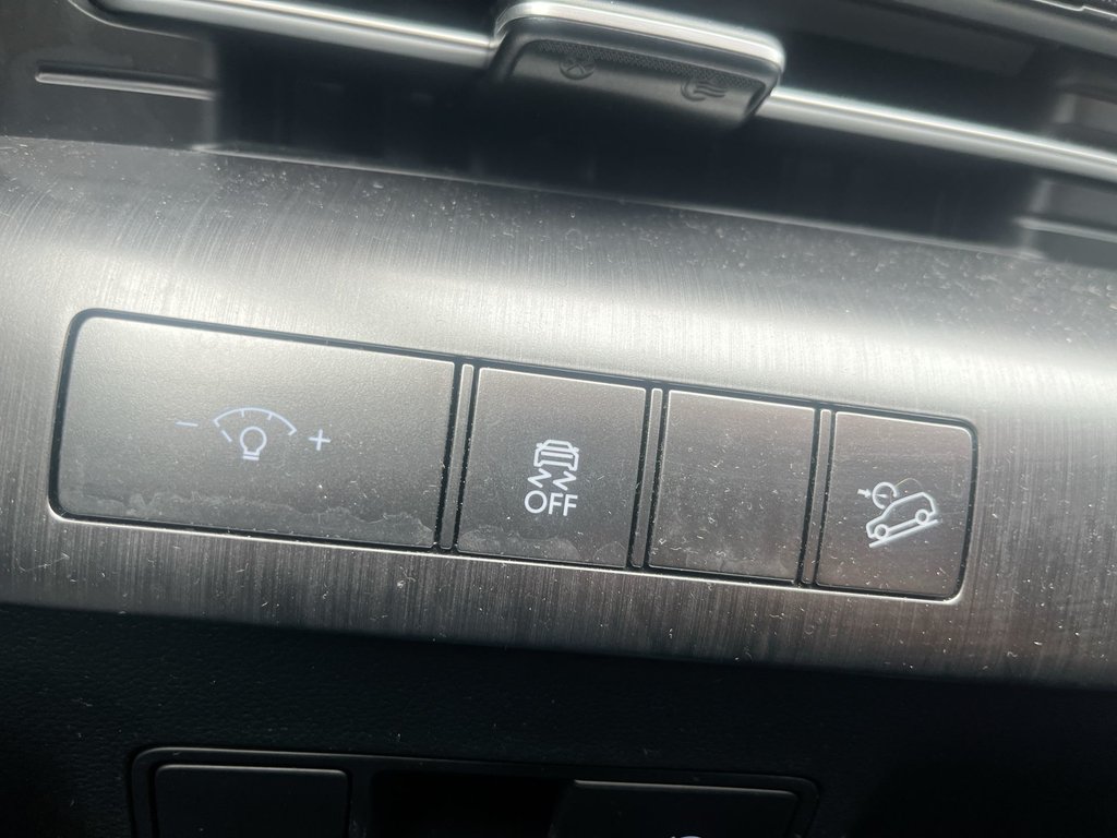 2025 Hyundai KONA Preferred Trend | Leather | Roof | Cam | USB in Saint John, New Brunswick - 22 - w1024h768px