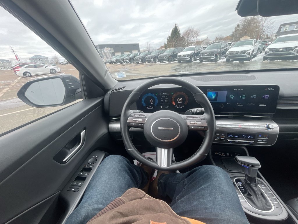 2025 Hyundai KONA Preferred Trend | Leather | Roof | Cam | USB in Saint John, New Brunswick - 17 - w1024h768px