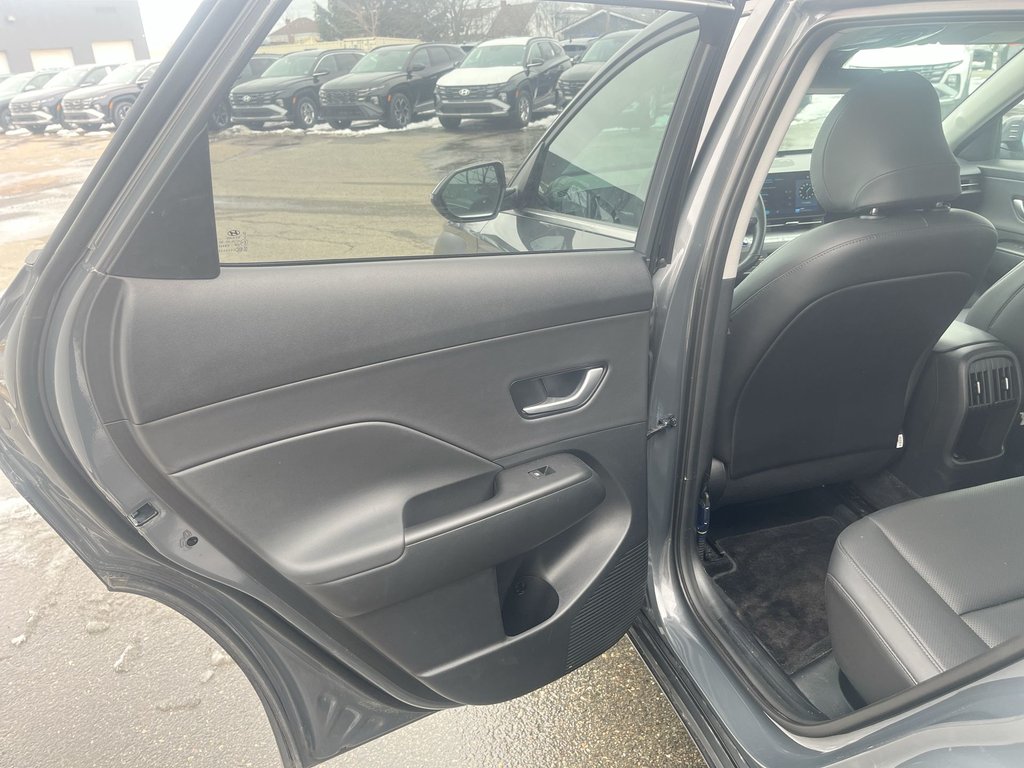 2025 Hyundai KONA Preferred Trend | Leather | Roof | Cam | USB in Saint John, New Brunswick - 34 - w1024h768px