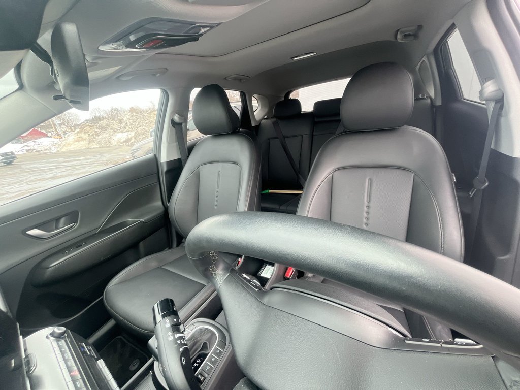 2025 Hyundai KONA Preferred Trend | Leather | Roof | Cam | USB in Saint John, New Brunswick - 13 - w1024h768px