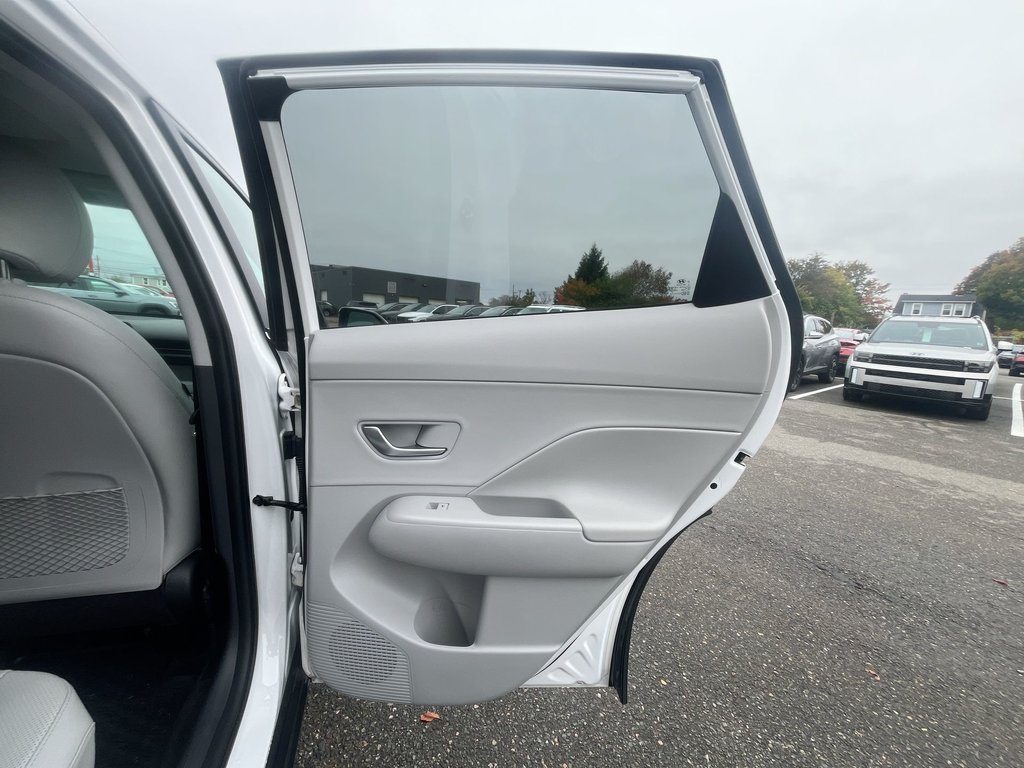 2025 Hyundai Kona Preferred | Trend | Roof | Cam | Warranty to 2030 in Saint John, New Brunswick - 40 - w1024h768px
