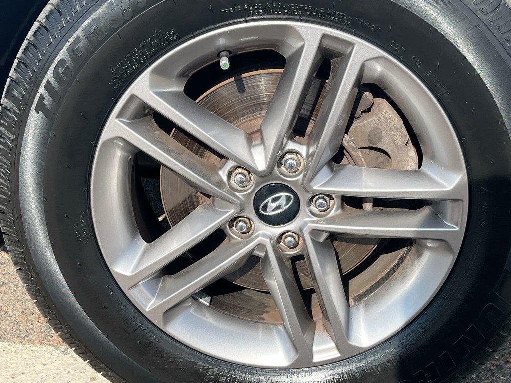 2017 Hyundai SANTA FE SPORT Base | Cam | USB | HtdSeats in Saint John, New Brunswick - 10 - w1024h768px