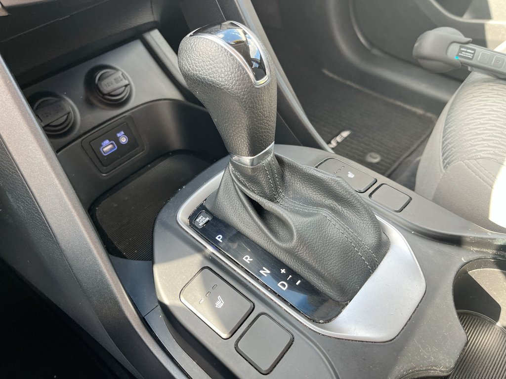 2017 Hyundai SANTA FE SPORT Base | Cam | USB | HtdSeats in Saint John, New Brunswick - 29 - w1024h768px
