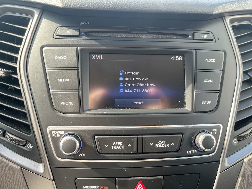 2017 Hyundai SANTA FE SPORT Base | Cam | USB | HtdSeats in Saint John, New Brunswick - 25 - w1024h768px
