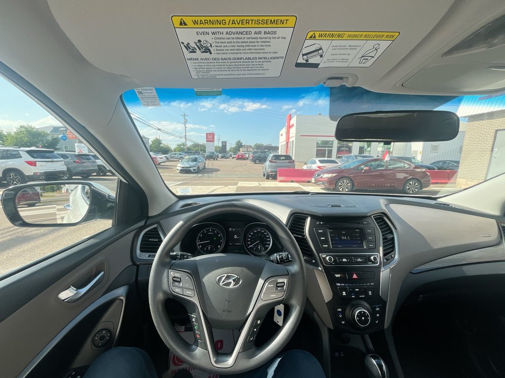 2017 Hyundai SANTA FE SPORT Base | Cam | USB | HtdSeats in Saint John, New Brunswick - 12 - w1024h768px