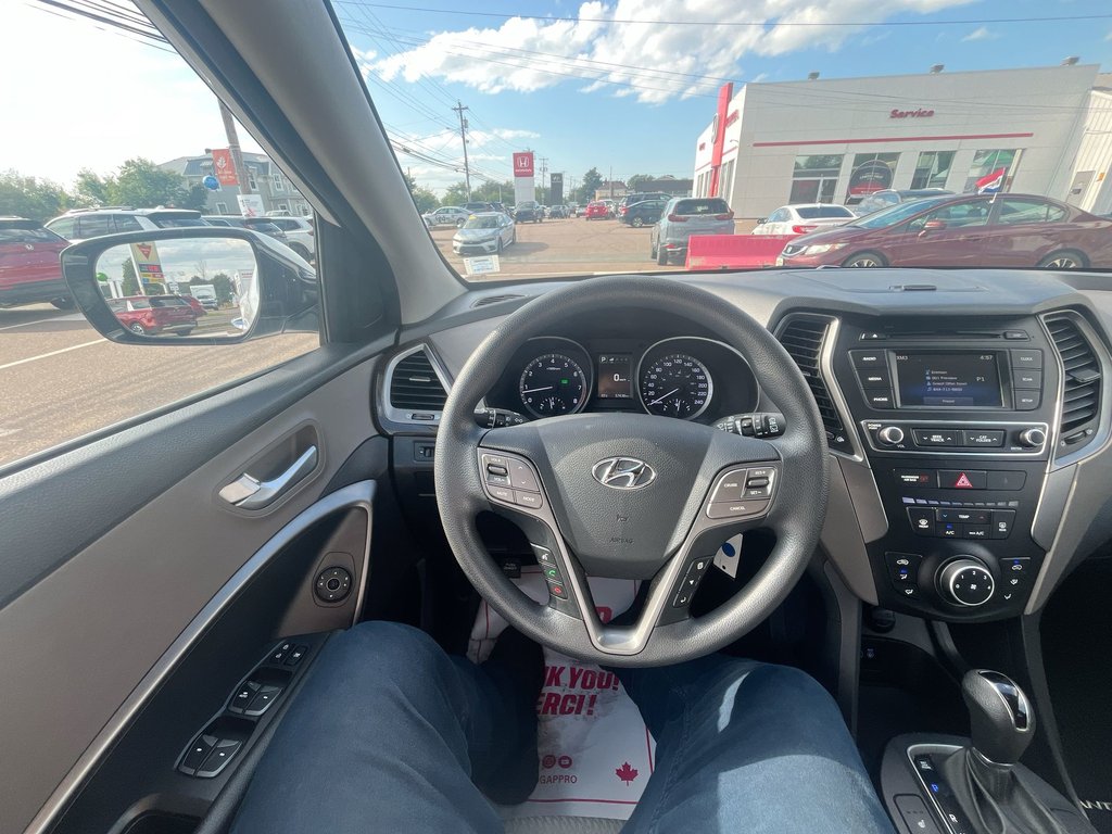 2017 Hyundai SANTA FE SPORT Base | Cam | USB | HtdSeats in Saint John, New Brunswick - 17 - w1024h768px