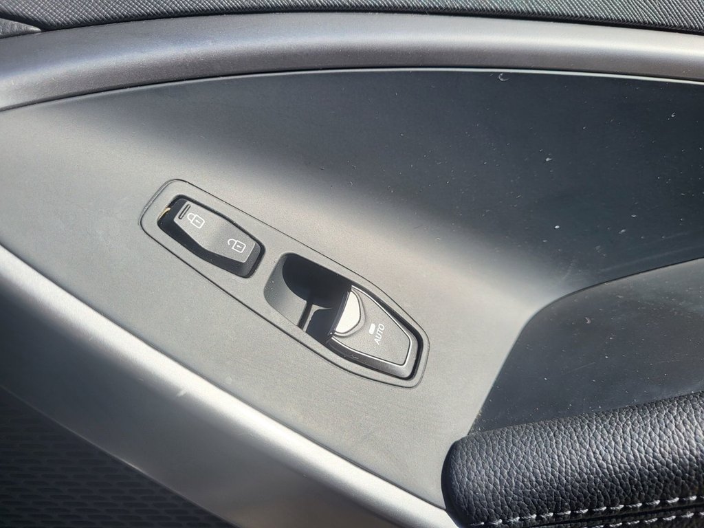 2018 Hyundai Santa Fe Sport in Antigonish, Nova Scotia - 41 - w1024h768px