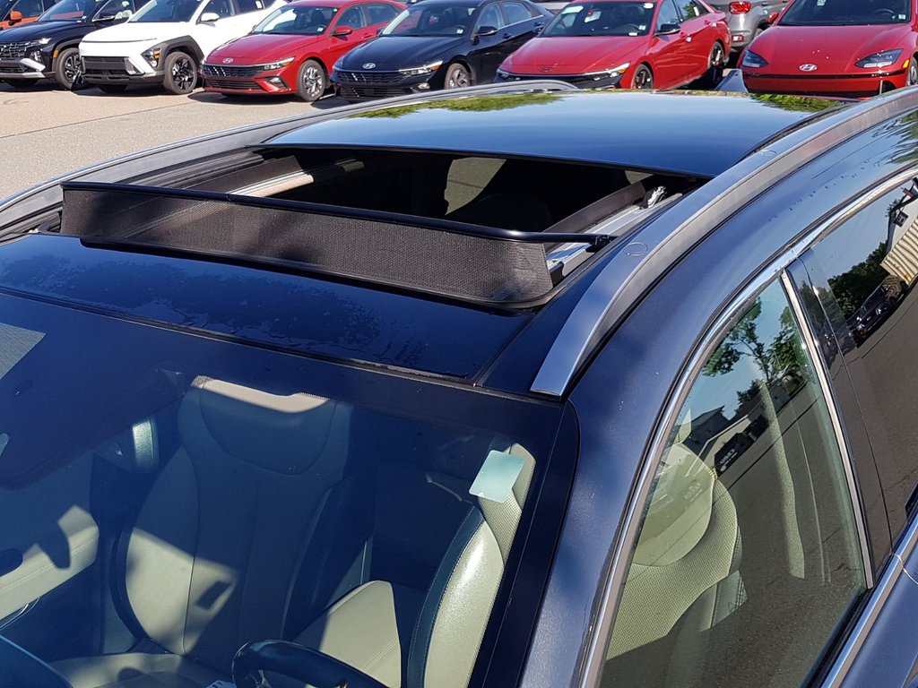 2019 Hyundai Santa Fe in Antigonish, Nova Scotia - 11 - w1024h768px