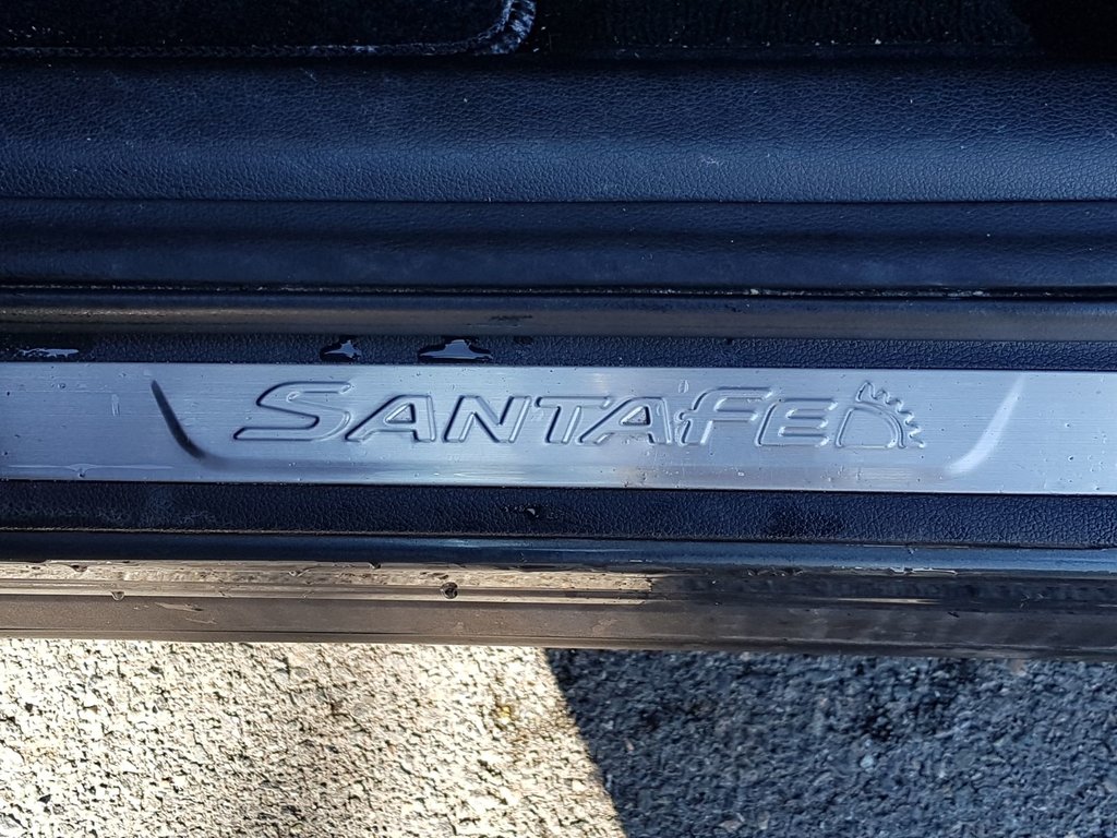 2019 Hyundai Santa Fe in Antigonish, Nova Scotia - 16 - w1024h768px