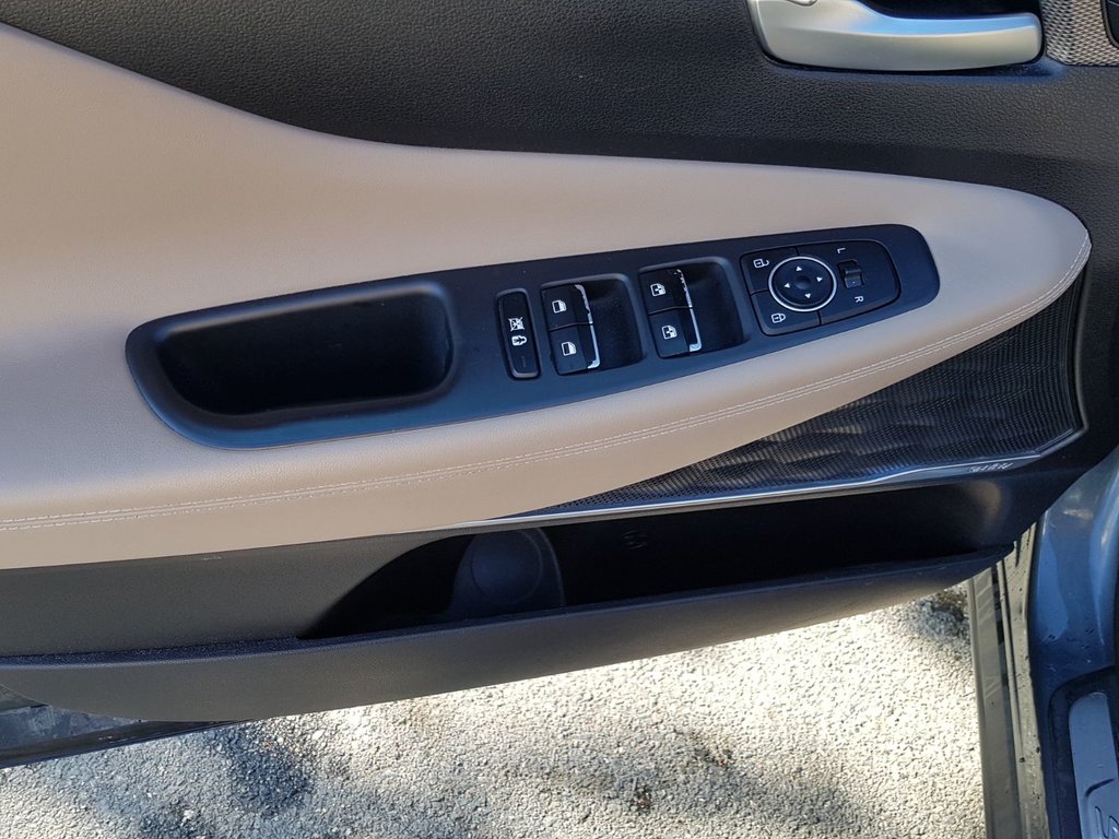 2019 Hyundai Santa Fe in Antigonish, Nova Scotia - 13 - w1024h768px