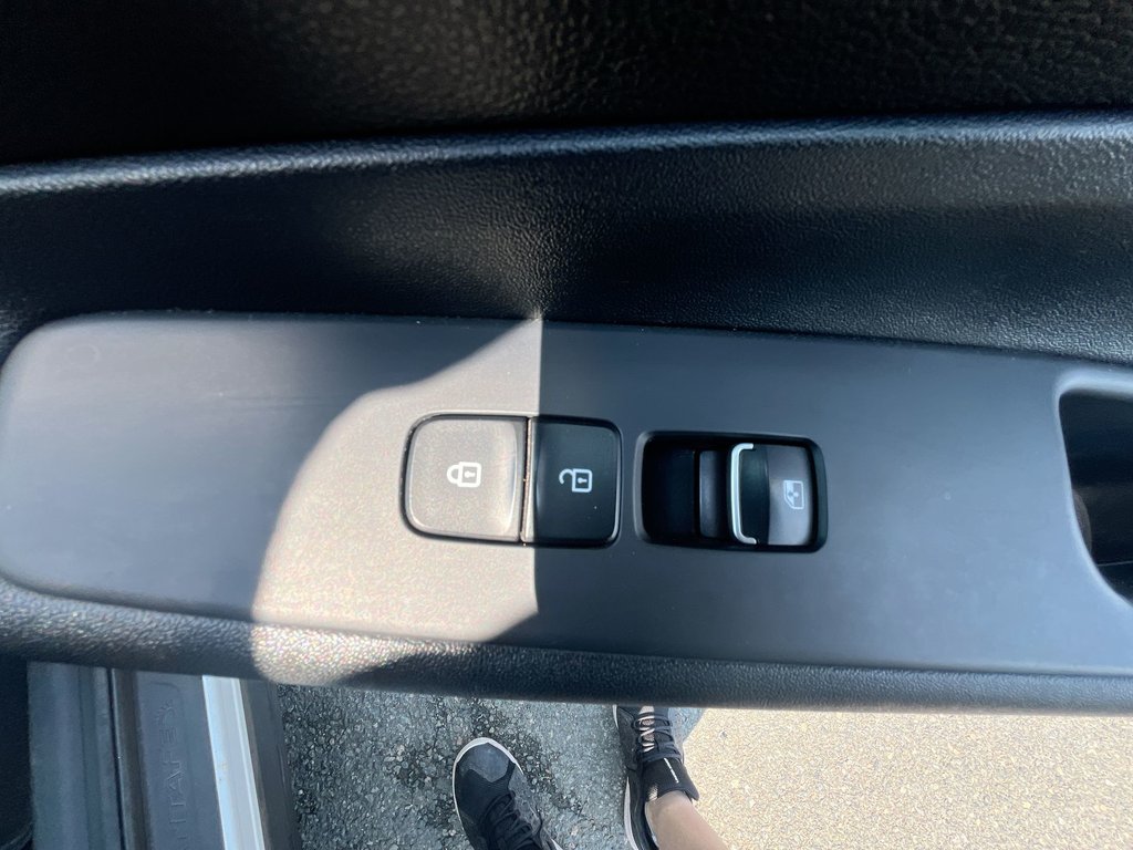 Hyundai Santa Fe Essential W/ Safety Grp | Cam | USB | HtdSeats 2019 à Saint John, Nouveau-Brunswick - 44 - w1024h768px