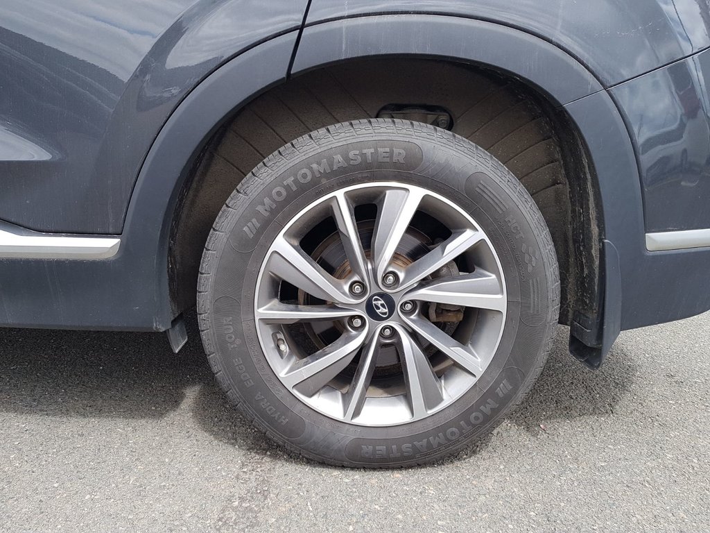 2020 Hyundai Santa Fe Preferred | Leather | Roof | Cam | USB | HtdWheel in Saint John, New Brunswick - 45 - w1024h768px