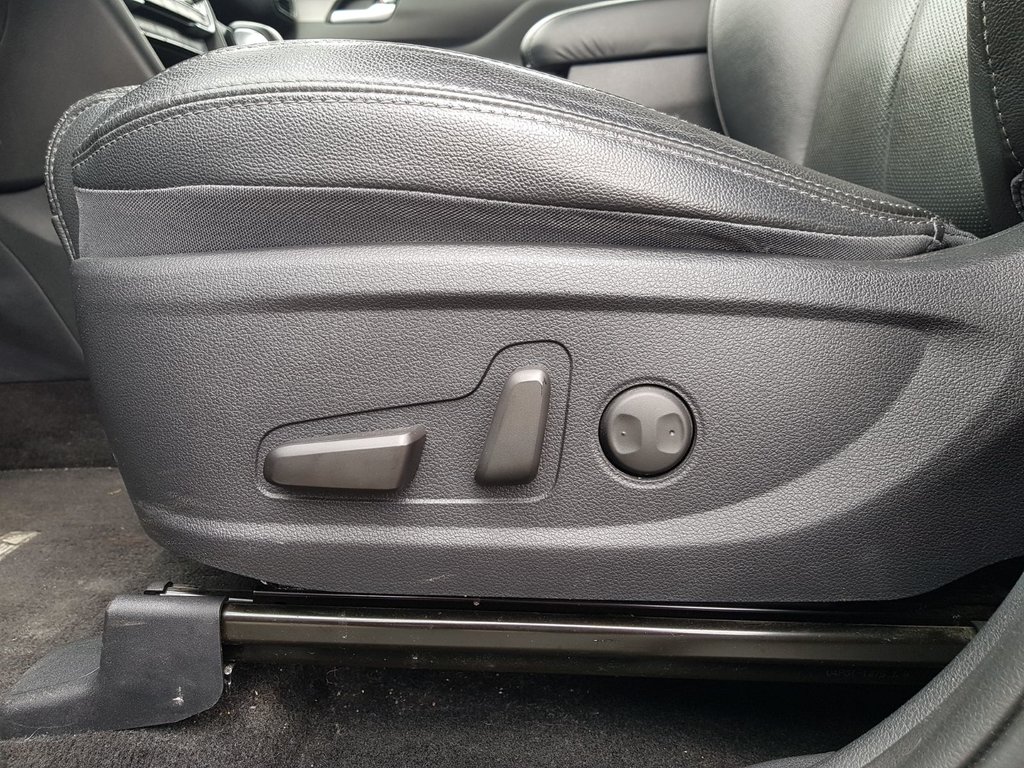 2020 Hyundai Santa Fe Preferred | Leather | Roof | Cam | USB | HtdWheel in Saint John, New Brunswick - 20 - w1024h768px