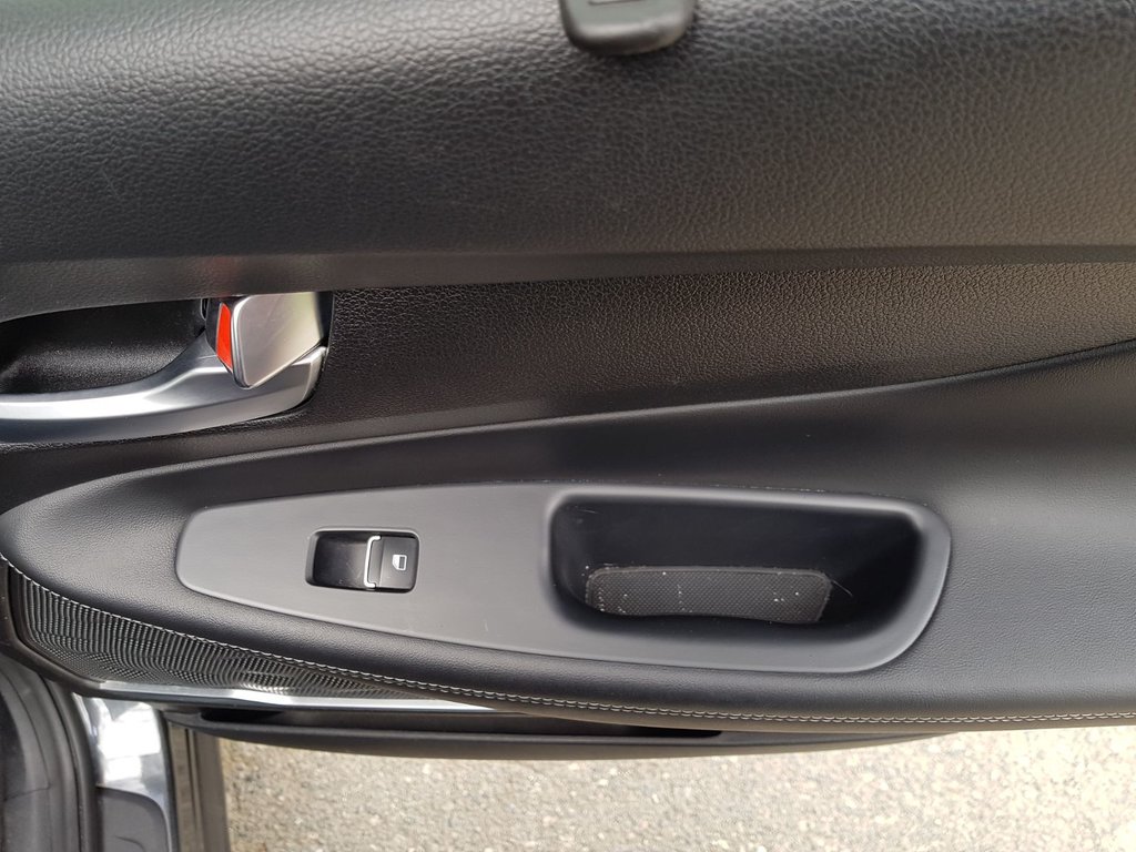2020 Hyundai Santa Fe Preferred | Leather | Roof | Cam | USB | HtdWheel in Saint John, New Brunswick - 39 - w1024h768px