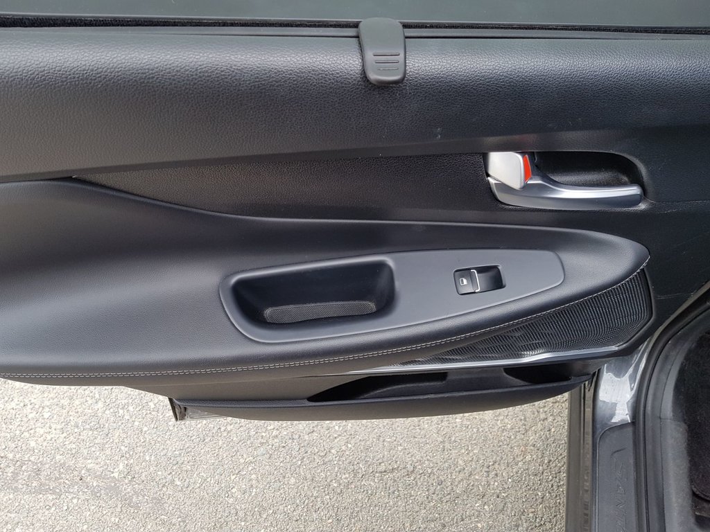 2020 Hyundai Santa Fe Preferred | Leather | Roof | Cam | USB | HtdWheel in Saint John, New Brunswick - 24 - w1024h768px