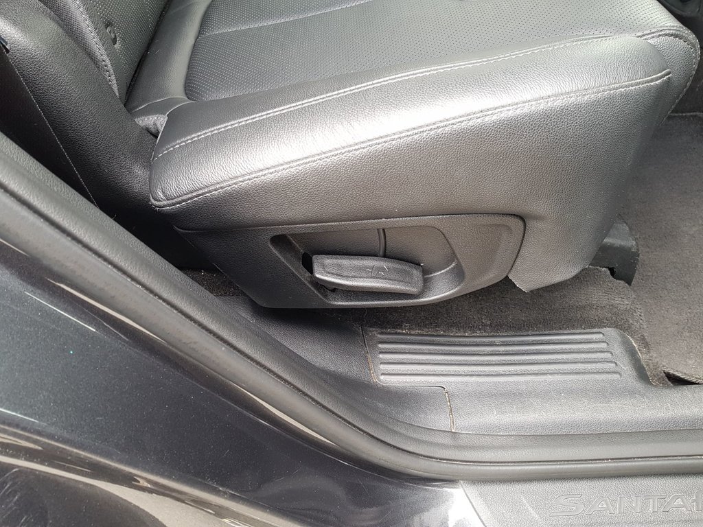 2020 Hyundai Santa Fe Preferred | Leather | Roof | Cam | USB | HtdWheel in Saint John, New Brunswick - 40 - w1024h768px