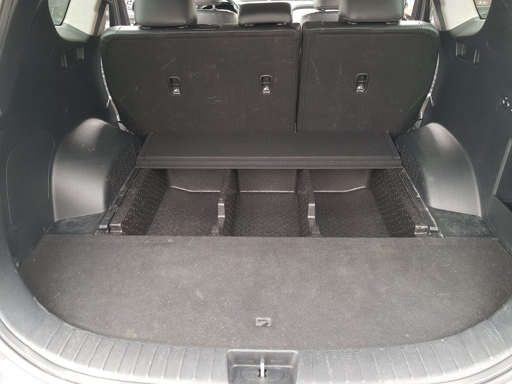 2020 Hyundai Santa Fe Preferred | Leather | Roof | Cam | USB | HtdWheel in Saint John, New Brunswick - 35 - w1024h768px