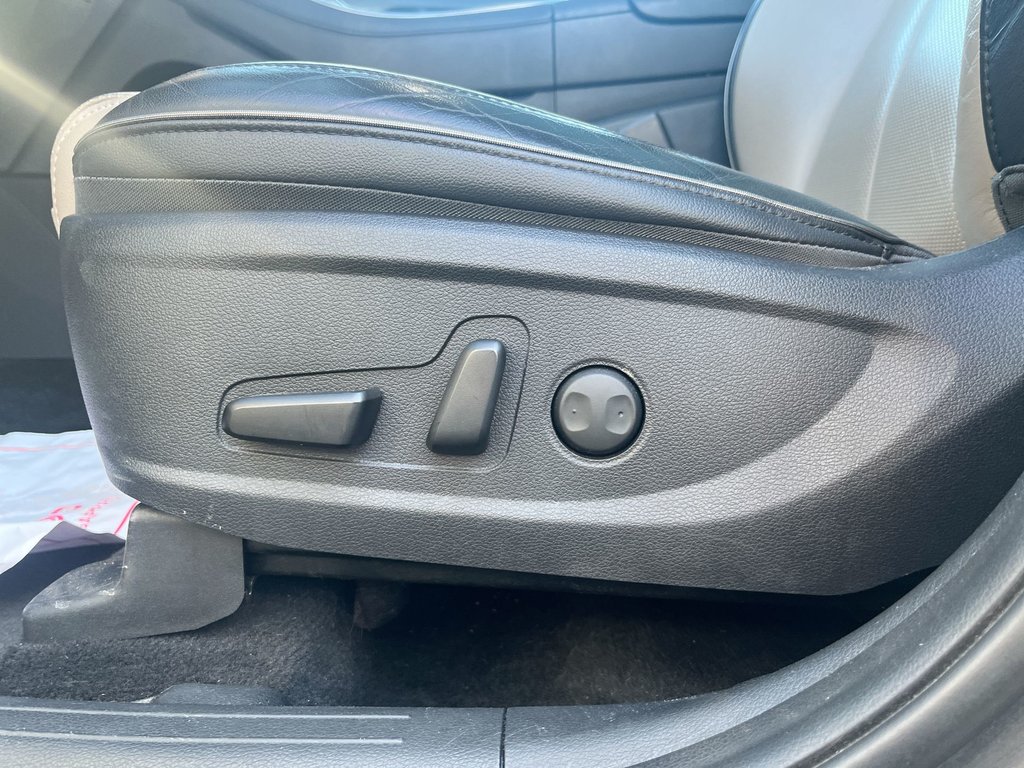 2021 Hyundai Santa Fe Preferred | Leather | Roof | Cam | USB | HtdWheel in Saint John, New Brunswick - 14 - w1024h768px