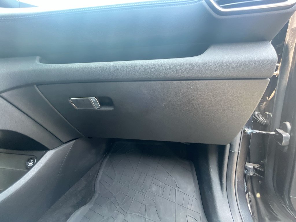 2023 Hyundai SANTA FE PREFERRED in Saint John, New Brunswick - 44 - w1024h768px
