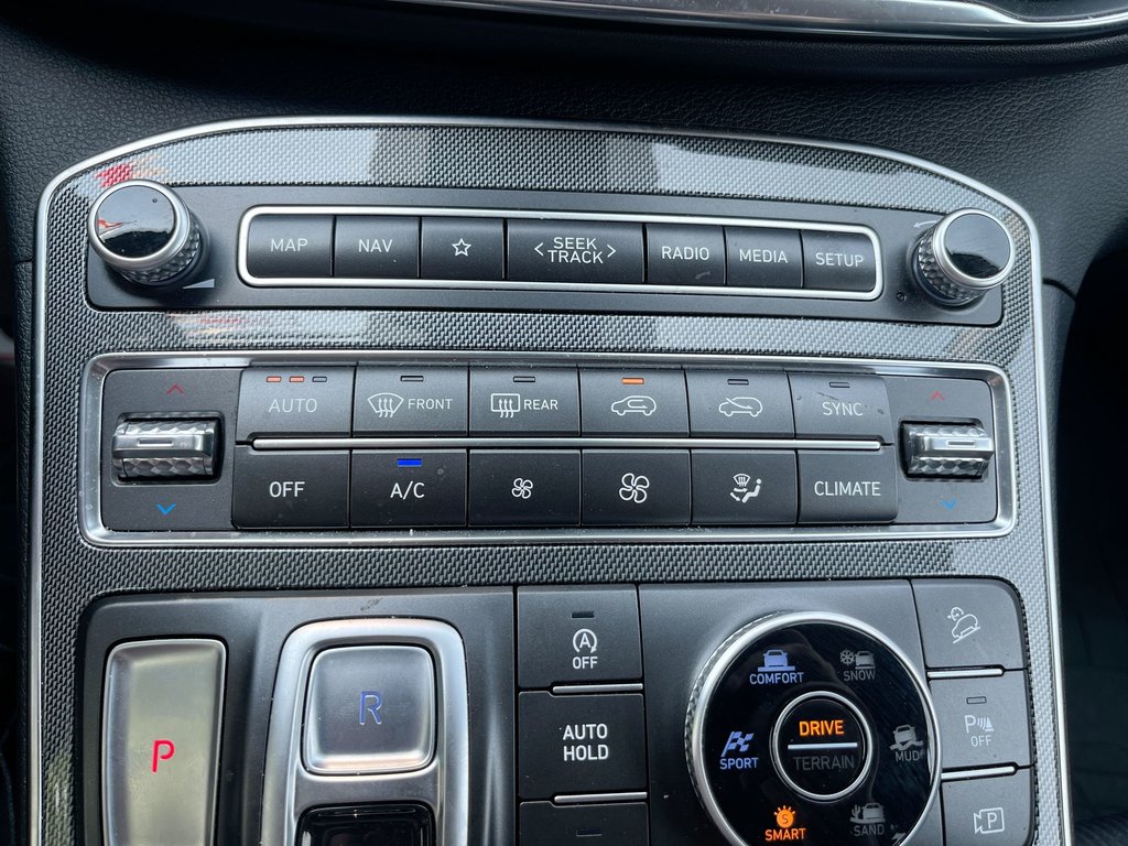 2023 Hyundai SANTA FE PREFERRED in Saint John, New Brunswick - 27 - w1024h768px