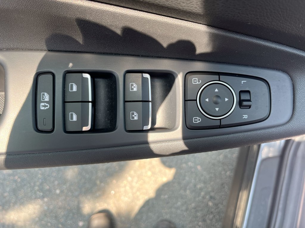 2023 Hyundai SANTA FE PREFERRED in Saint John, New Brunswick - 15 - w1024h768px