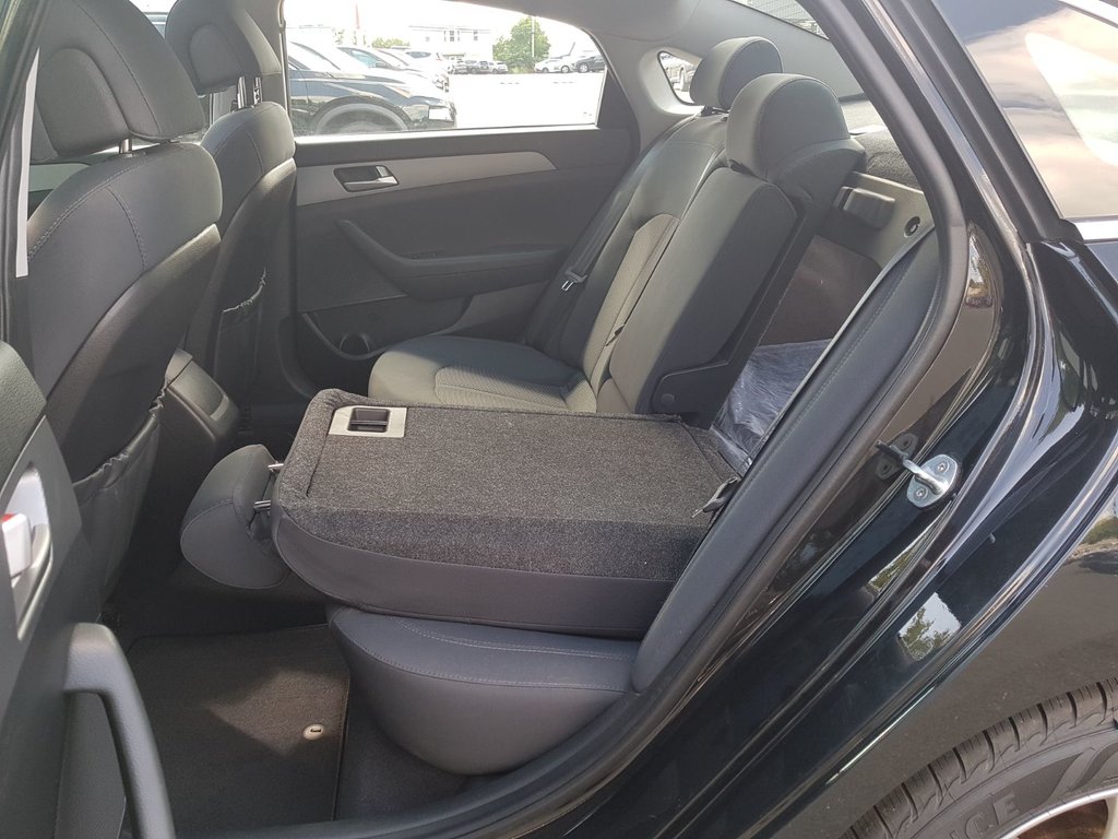 2017 Hyundai Sonata GLS | Sunroof | Cam | USB | Htd. Wheel in Saint John, New Brunswick - 40 - w1024h768px