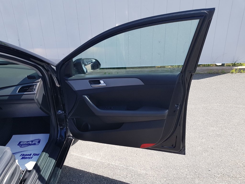 2017 Hyundai Sonata GLS | Sunroof | Cam | USB | Htd. Wheel in Saint John, New Brunswick - 49 - w1024h768px