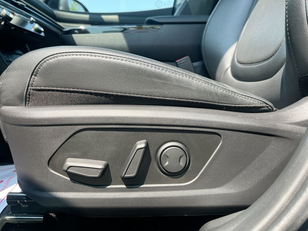 2025 Hyundai Tucson Hybrid Ultimate | Leather | Roof | Warranty to 2030 in Saint John, New Brunswick - 14 - w1024h768px